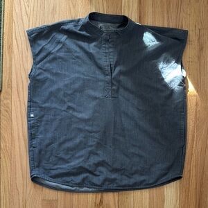 Figs Scrub Top size small